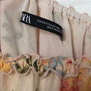 Zara Dresses - Zara floral dress Zara Dresses - Zara floral dress